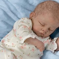 The doll that breathes and even has a heartbeat