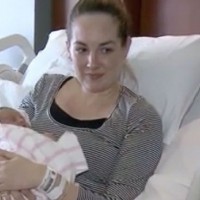 Mum forced to deliver her own baby