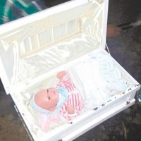 Grieving Dad Fooled into Believing his Baby Died