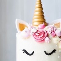 Home Baker's 'Evil' Unicorn Cake Gives Us The Giggles
