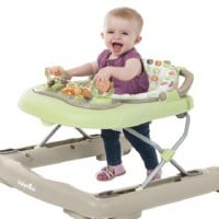 Parents Advised To Get Back to Basics & Avoid 'Dangerous' Baby Equipment