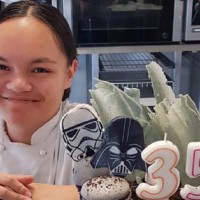 Young Teen Earning Thousands With Her Own Cake Making Business