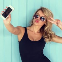 Obsessive Selfie-Taking Is A Real-Life Mental Disorder