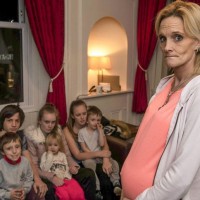Mum Of Seven, Pregnant With Twins, Demands Bigger Council House