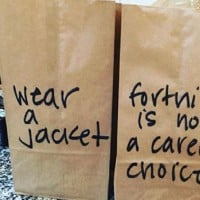 Mums Not So Subtle Lunch Bag Messages to Her Kids Go Viral