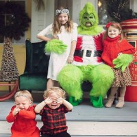 The Controversial Christmas Photo's You Must See!