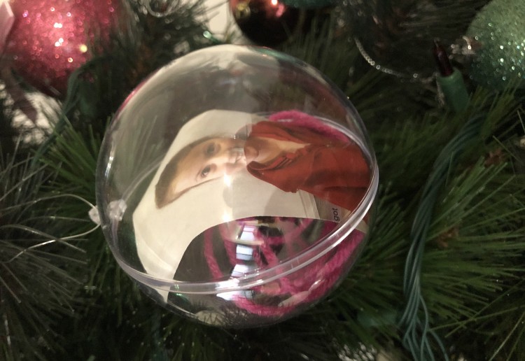 Height bauble