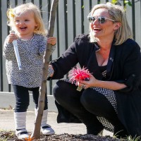 Fifi Box Pregnant at 41