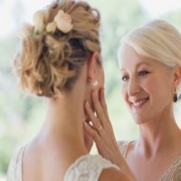 This Bride Is Furious About How Her Mum Behaved On Her Wedding Day