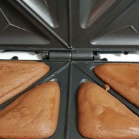 Mum's Are Cooking Cakes in a $7.50 Kmart Sandwich Maker