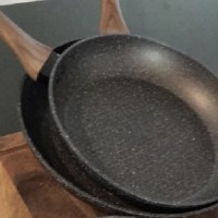 Shoppers Are Going Crazy Over This $13 Kmart Fry Pan