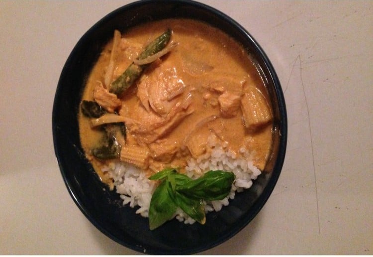 Mouth Watering Red Thai Chicken Curry!