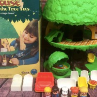 Do You Still Have The Original Family Tree House? It Could Be Worth Big Bucks