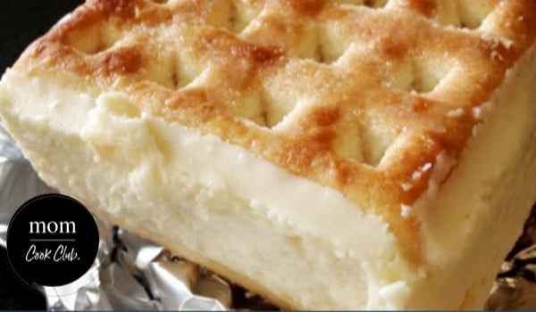 Slice Recipes like this Lattice Slice with Cheesecake Filling are amazing desserts - look at the creamy cheesecake filling
