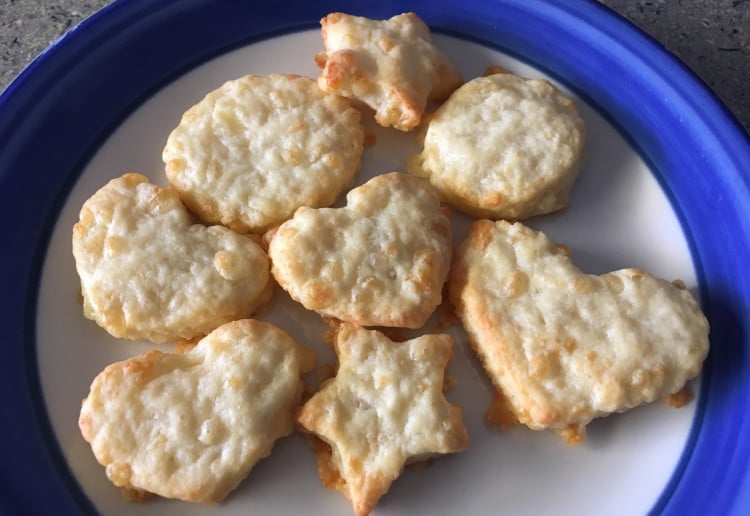 Butterless cheese biscuits
