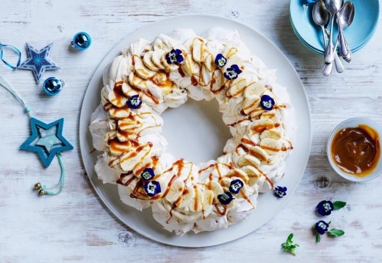 Banana Caramel Pavlova Wreath - Real Recipes from Mums