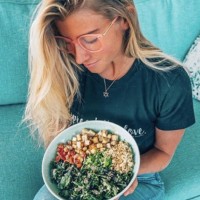 Vegan Influencer Causes Chaos For Switching To A Meat-Only Diet