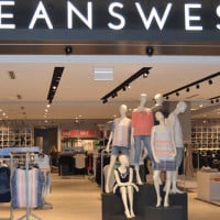 Iconic Denim Retail Store Jeanswest Is In BIG Trouble