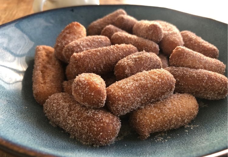 Donuts! Finger Donuts with Cinnamon Sugar