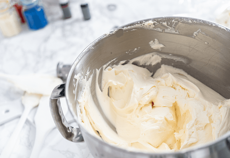 Easy Buttercream Icing Recipe