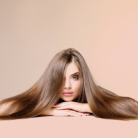 5 Easy To Use Tips For Healthy And Glossy-Looking Hair
