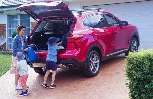 Real mum MG HS review