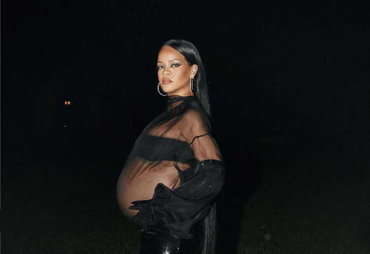 Rihanna pregnancy