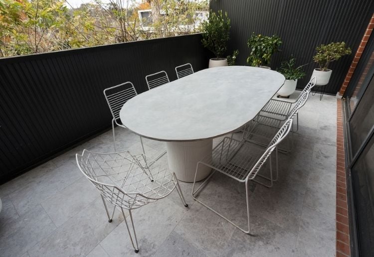 DIY Outdoor Pillar Dining Table