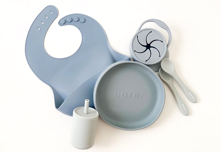 Blue baby mealtime set made out of slilicone.