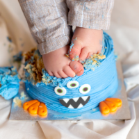 Mum Serves Up 'Gross' Smash Cake To 1st Birthday Guests
