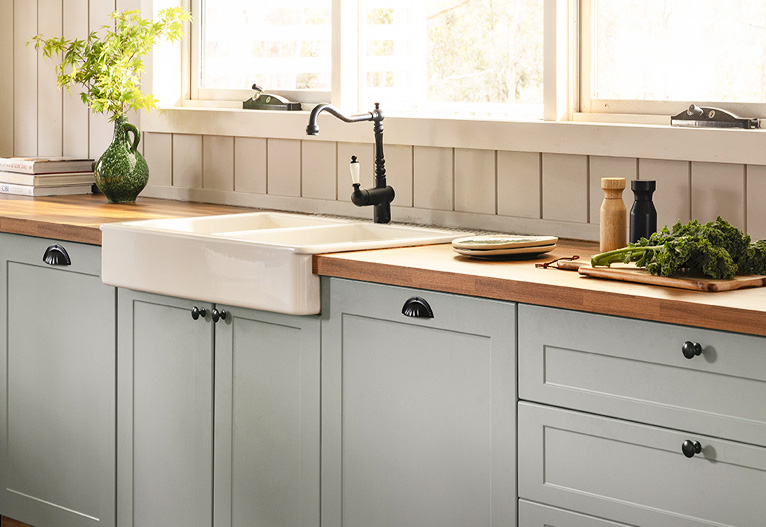 12 Modern Kitchen Handles We Love Right Now Mouths of Mums