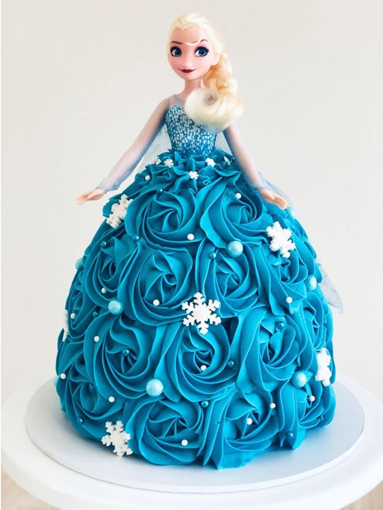 Elsa dolly varden cake for kids.