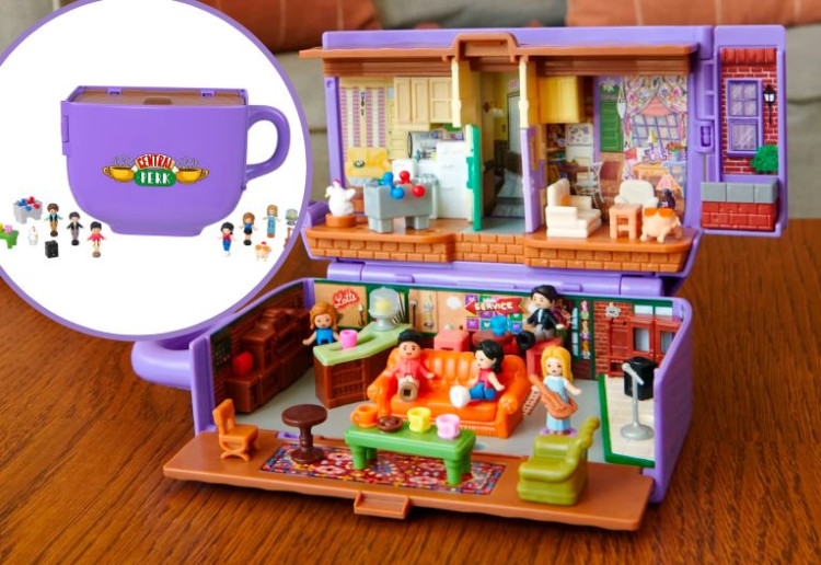 This Polly Pocket Friends Set Is EPIC! - Mouths of Mums
