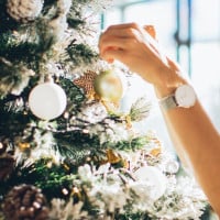 It's Official: People Who Put Their Christmas Decorations Up Early Are Happier