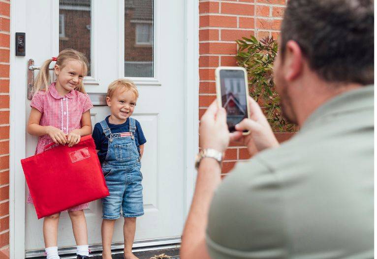 Police Warning For Parents Posting Back To School Photos Online ...