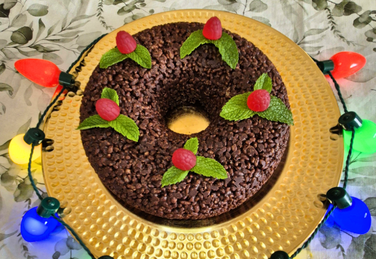 Christmas Chocolate Crackle Wreath